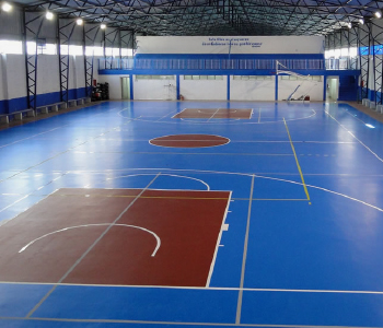 Cancha deportes con pintura epóxica